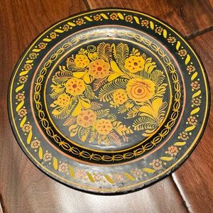 Mexican hand painted decor plate 8”